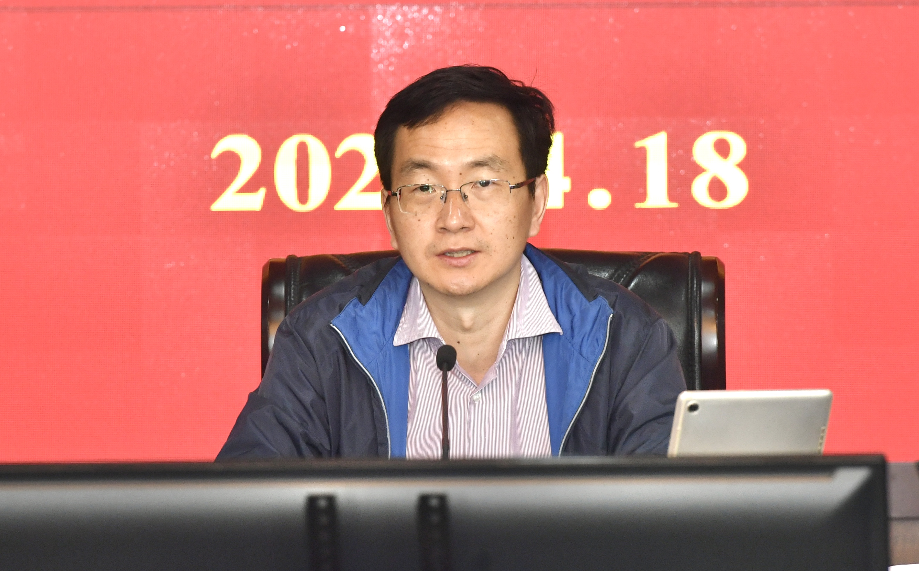 市委常委,成都高新区党工委书记方存好