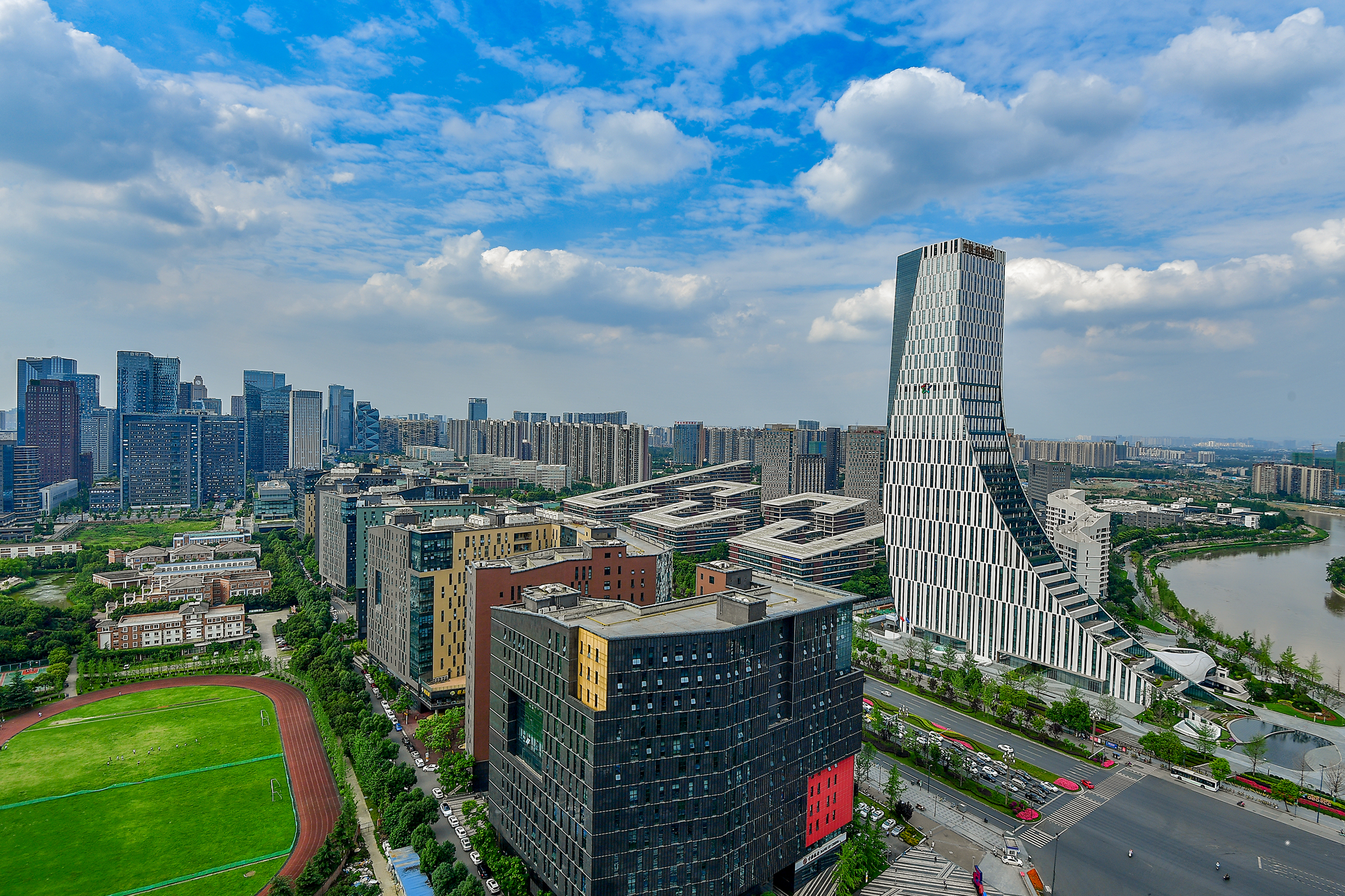 这是底气,是信心,是成都高新区进发的号角!