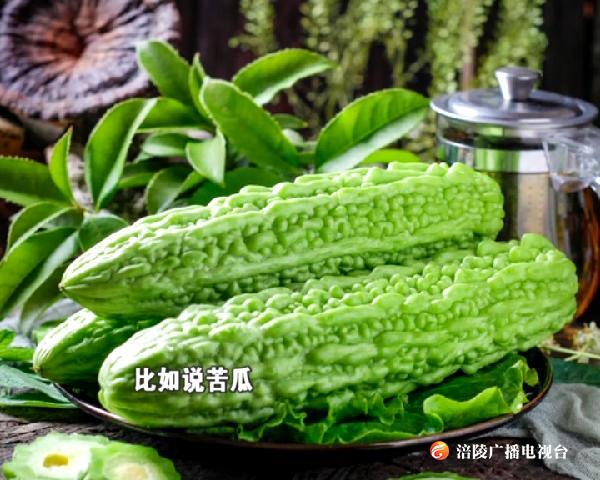 人口普查.00_02_11_19.Still003