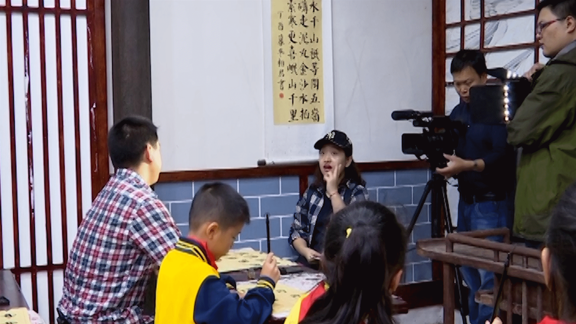 记者节.00_04_10_07.静止012_副本