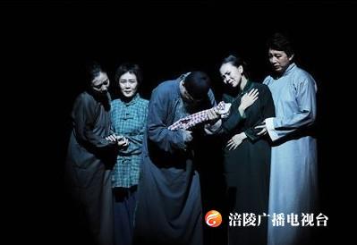 《江城悦读会》| 胜利以后，胡同里的那些人