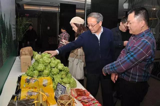 小小青菜头成就百亿产业，重庆“涪陵榨菜”有何秘诀