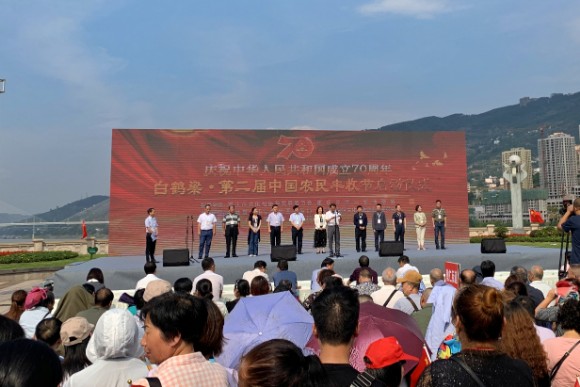 涪陵白鹤梁开启“博物馆奇妙夜” 庆丰收节 水下博物馆夜游首次开放