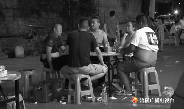 文明素养从餐桌开始！