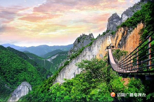 注意：今天武陵山大裂谷景区闭园停运！