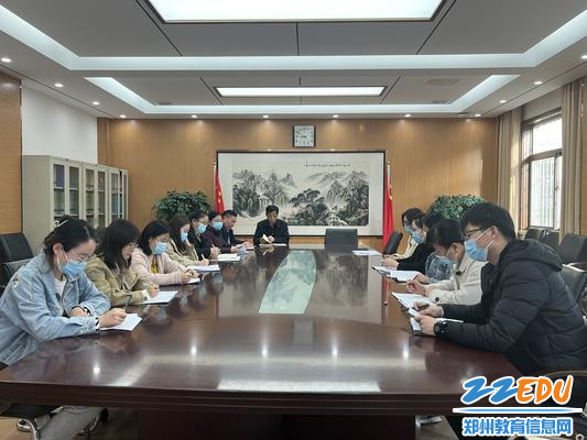 郑州市第四十四高级中学举行师徒结对阶段性总结推进会