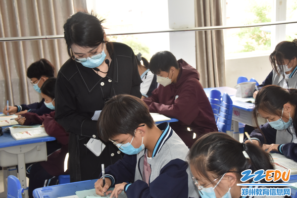 2 青年教师关注学生课堂生成