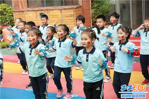 6.中班幼儿自由操展示