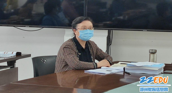 郑州市教育局副处级专职督学王海花出席会议