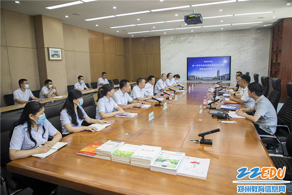 1郑州11中迎接普通高中省一级学科基地实地评估