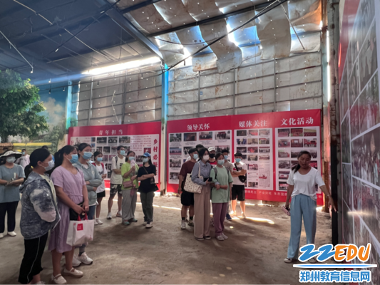 参观垌头村精神文明创建活动情况
