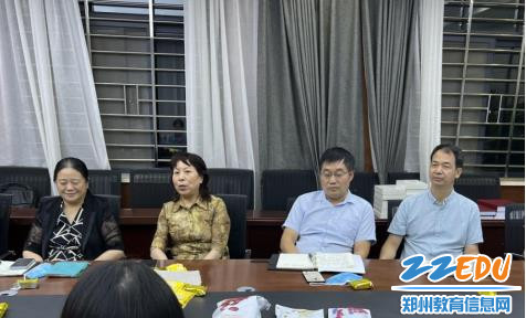 校长柴珍珠在作总结性讲话