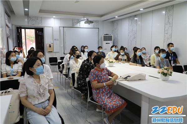 3.学员老师们进一步了解亲子部的发展