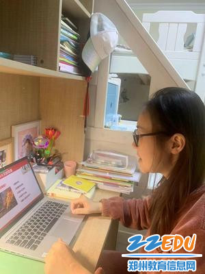 居家期间的安全教育不放松，班主任孙云霞进行消防安全教育