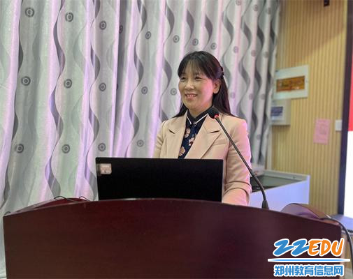 2.郑州市教工幼儿园党支部书记、园长陈春致辞