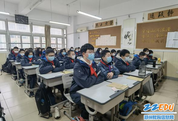 伴随着轻音乐，思考近期目标。