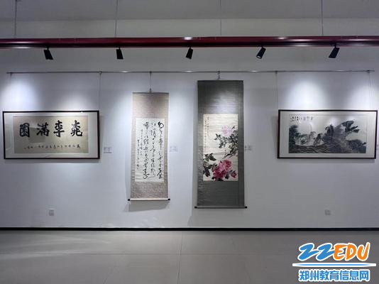 唐玉润祖孙三代人的作品