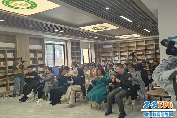 10.共情小游戏_调整大小