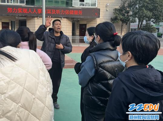 赵泉老师讲述活动规则