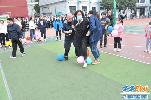 左右夹击