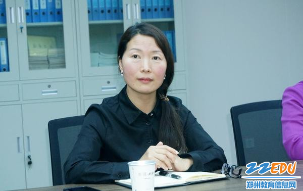 逯继英老师