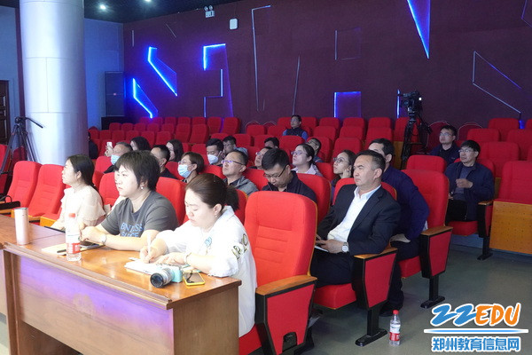 12_调整大小 12_调整大小