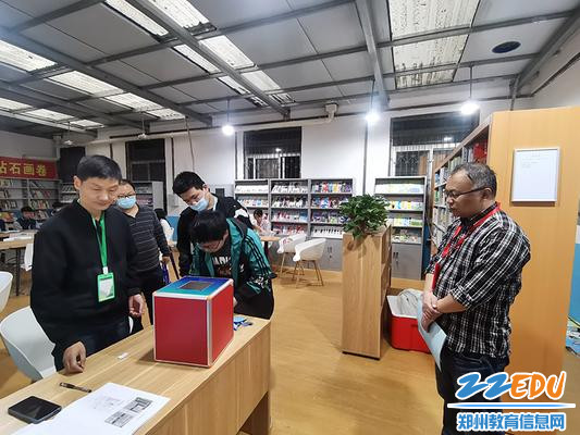 竞赛抽签由郑州市职业技术教育教研室、竞赛监督组共同监督 竞赛抽签由郑州市职业技术教育教研室、竞赛监督组共同监督