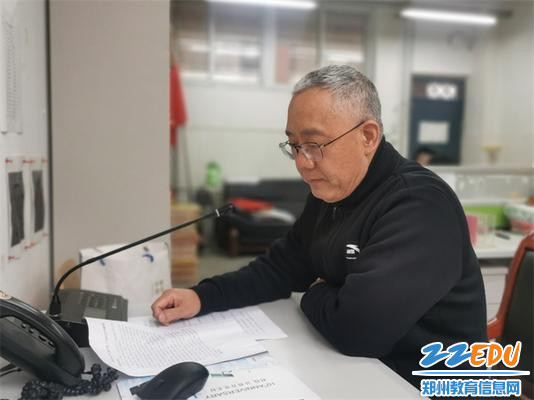 1刘永谦副校长进行开幕式致辞
