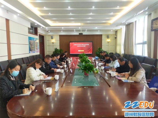6 与卢氏县中等专业学校领导座谈交流
