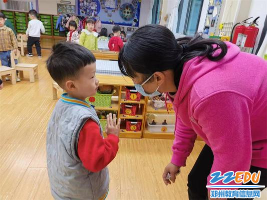 5.2防拐骗安全演练进行中