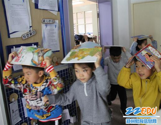 4幼儿及时疏散