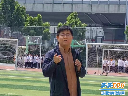 5袁伟民副校长讲话2