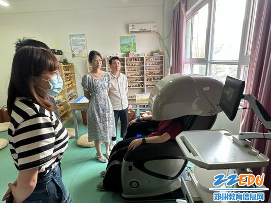 4.活动后参观心理辅导室
