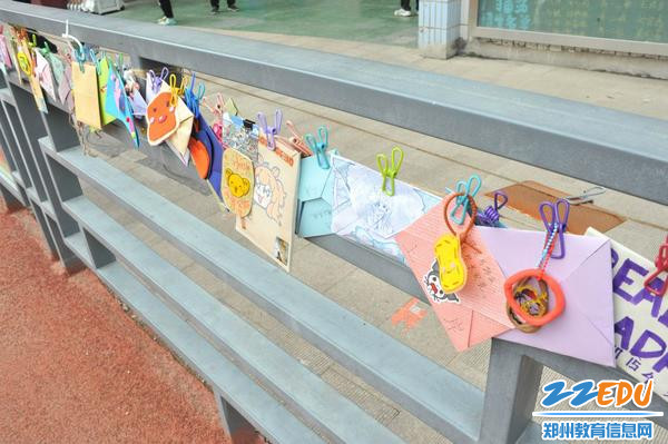 精心制作的祝福红包和不织布挂件 精心制作的祝福红包和不织布挂件