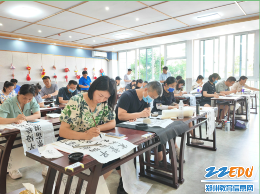 教师在楷书创作中