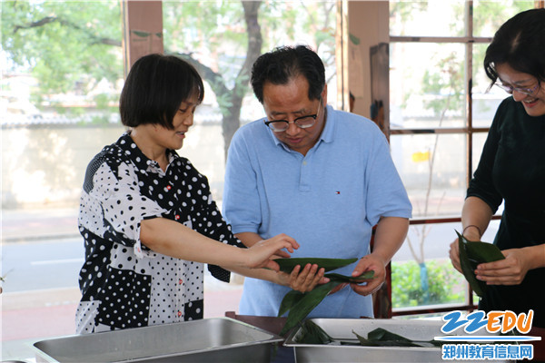 3党委书记校长庞非积极参与