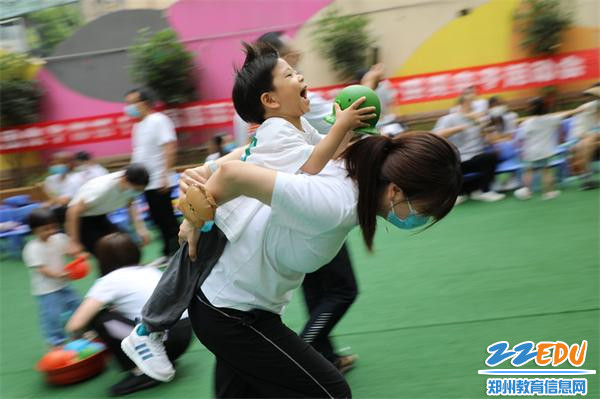 9、哈哈哈！妈妈真棒！