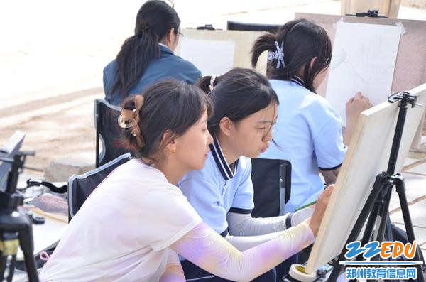 师生同心，共同进步