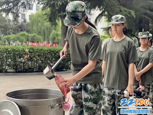 9让青春在磨砺中发光 (1)
