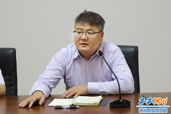 图片3：学校党委委员、副校长田玉宝讲话
