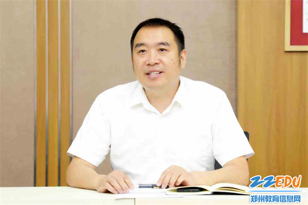 6副校长弋松伟讲话