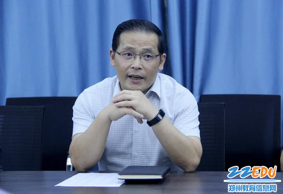 1党委书记、校长牛红国提出要求