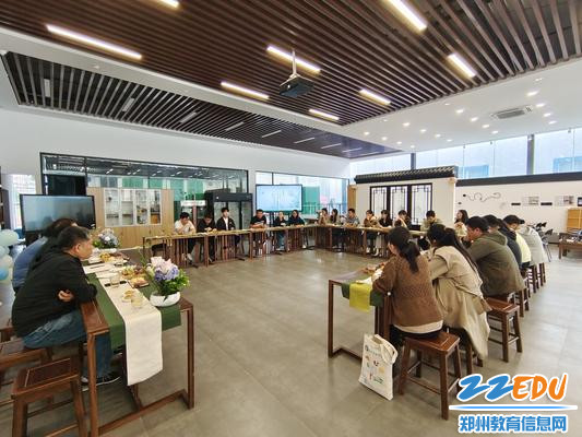 6座谈会现场