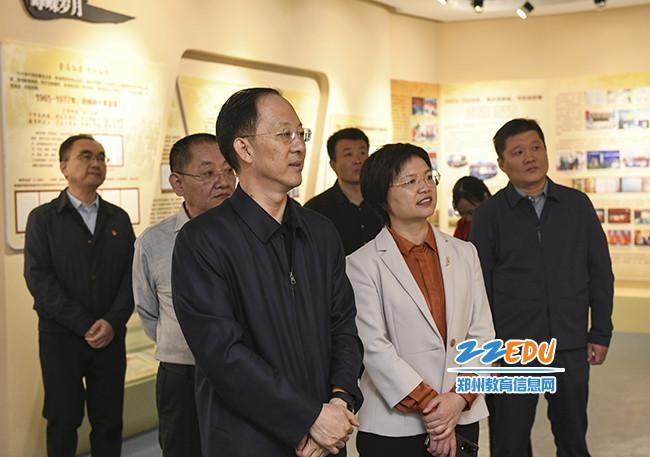 10月8日，副市长陈红民带队调研我市中小学心理健康教育工作