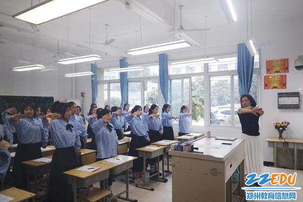 申改娜老师豫剧欣赏课《谁说女子不如男》