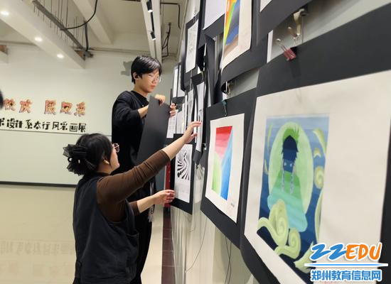 3精心布置展区