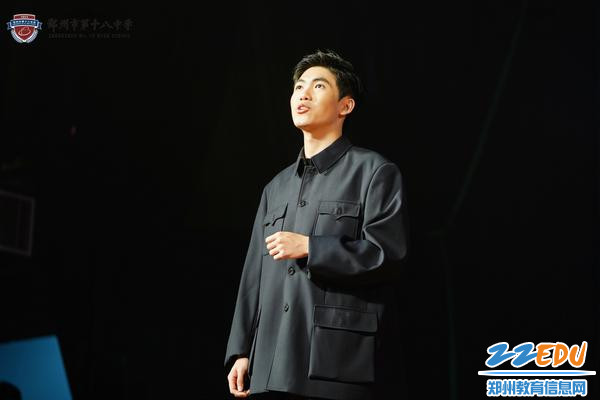 一张发黄的旧奖状，引出故事的主人公刘书道——当代书画名家的回忆