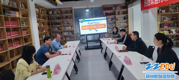 3交流讨论校企合作模式等问题