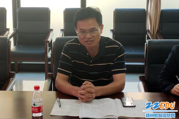 刘长庚副校长评课