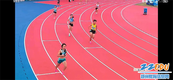 5 女子4×400米接力赛现场